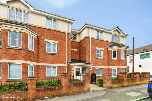 West Street, Barnsley, S74, photo 1