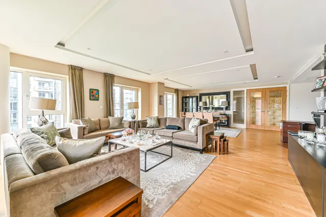 Photo 2 — 66 Spinnaker House, Battersea Reach, Juniper Drive, London