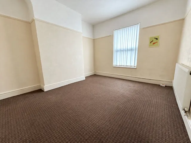Portman Road, Liverpool, L15, photo 3