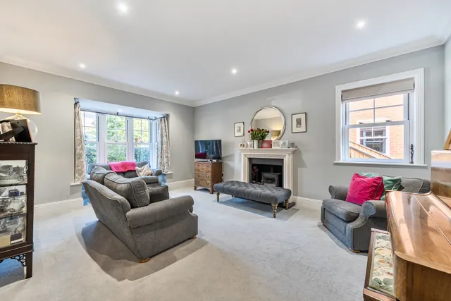 Mortimer Close, Kings Worthy, SO23, photo 3