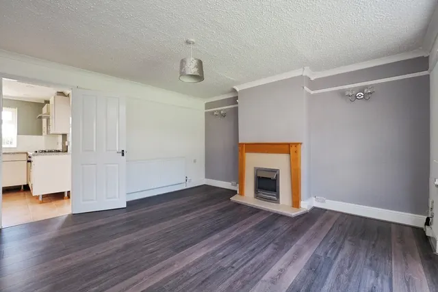 Photo 2 — Thistledown Road, Clifton, Nottingham, NG11