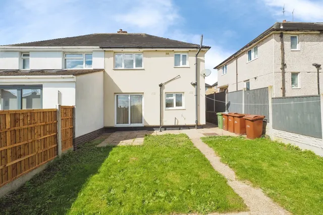 Thistledown Road, Clifton, Nottingham, NG11, photo 1