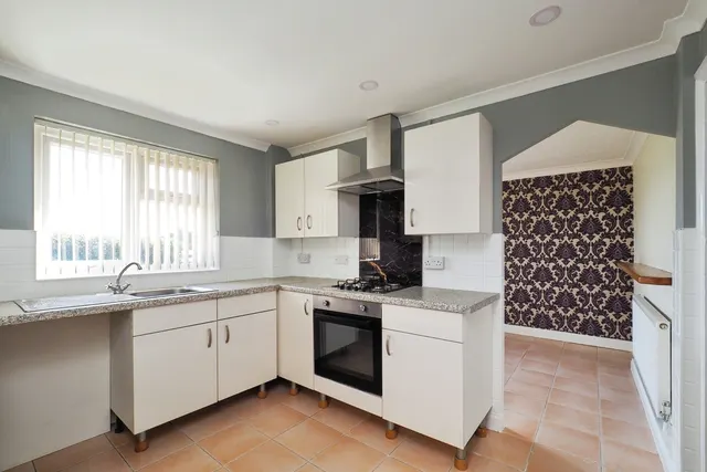 Photo 3 — Thistledown Road, Clifton, Nottingham, NG11