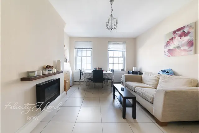 Watts Grove, London, photo 1