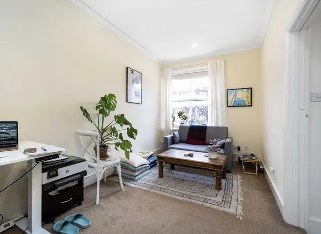 Photo 2 — Lower Addison Gardens, West Kensington, W14
