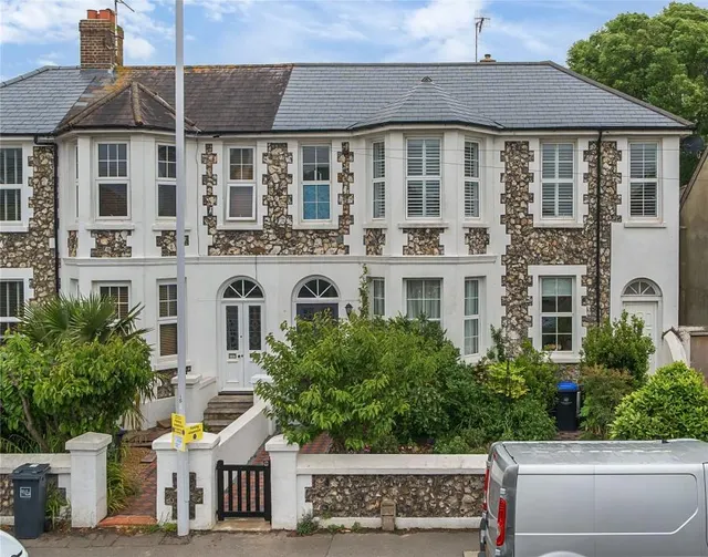 South Street, Tarring, BN14, photo 2