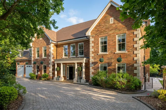Woodland Way, Kingswood, Surrey, photo 1