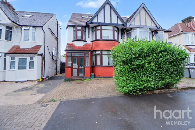 Balnacraig Avenue, London, NW10, photo 1