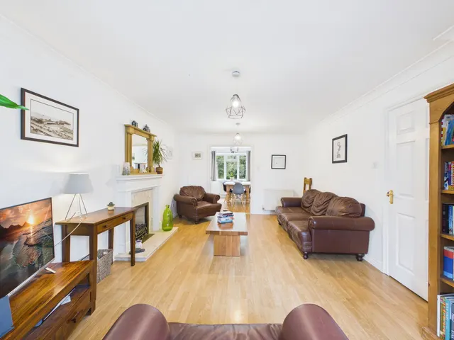 Deer Park Drive, Newport, TF10, photo 3