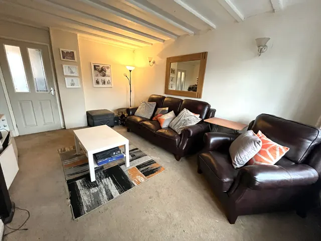 Photo 2 — Thurloe Crescent, Rubery