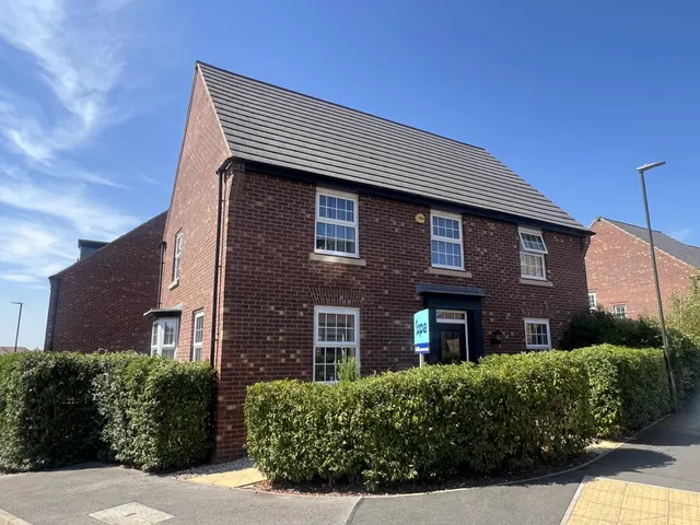 Hargate Lane, Newton Solney, DE15, photo 1