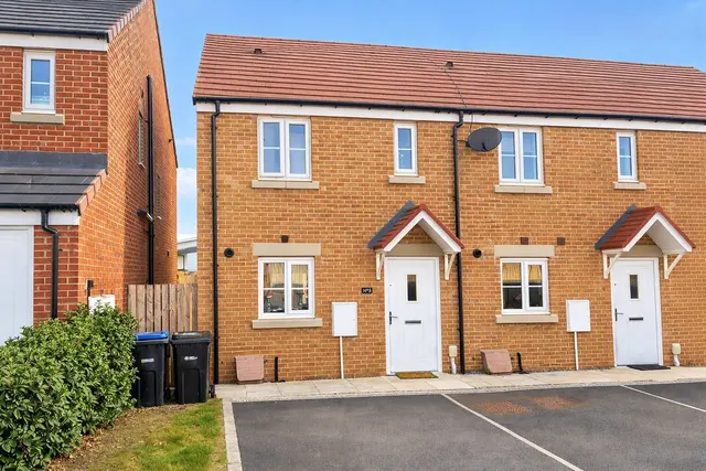 Nightingale Close, Northallerton, DL6, photo 1