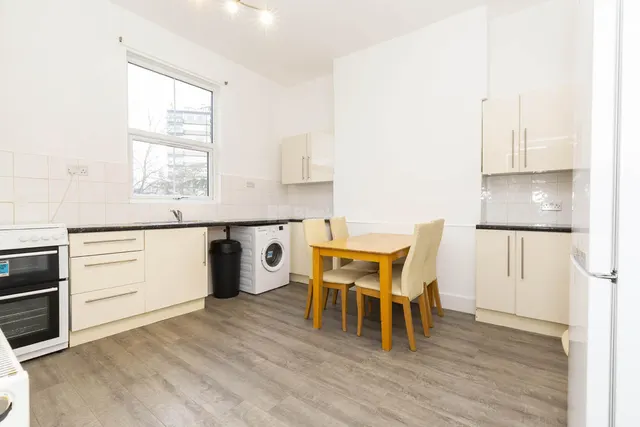Hungerford Road, N7, photo 1