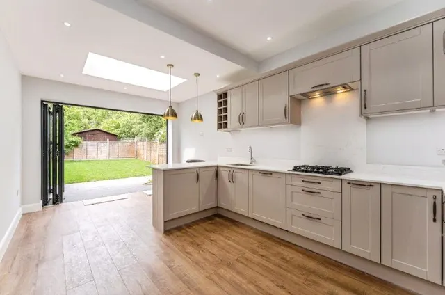 Photo 2 — Squires Lane, Finchley, London, N3 2AT