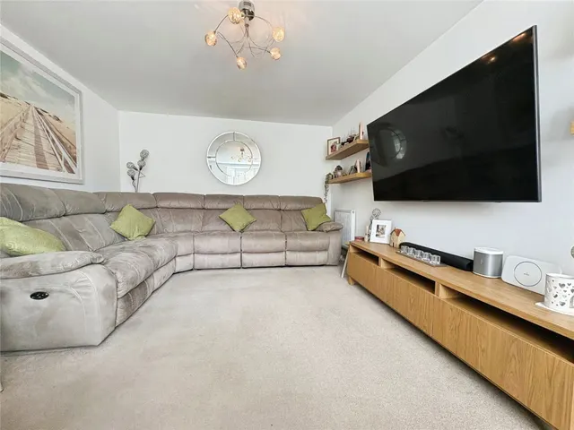 Angmering, BN16, photo 2