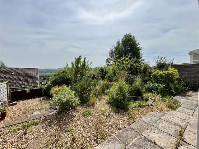 Alsfeld Way, New Mills, SK22, photo 2