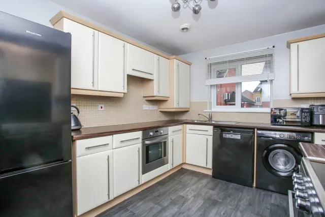 Photo 3 — Fircrest Way, Wath Upon Dearne, Rotherham, S63 7GL