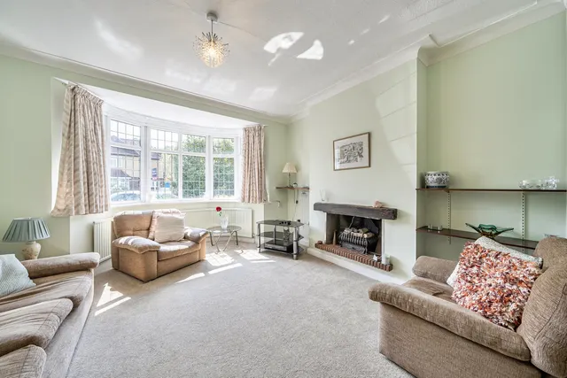 Oakington Avenue, Harrow, HA2, photo 2