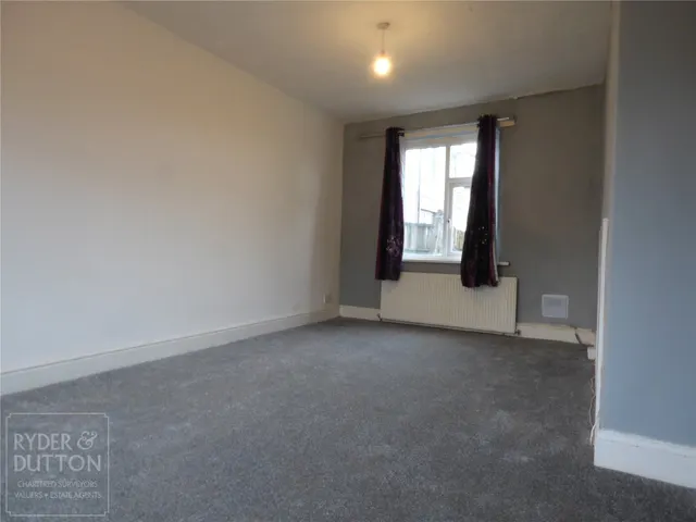 Thorn Bank, Bacup, OL13, photo 2