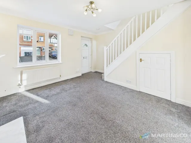 Photo 3 — Sandpiper Close, Blackpool