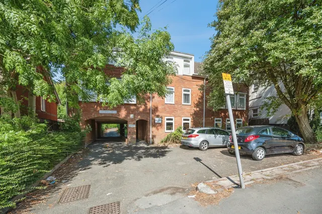 Wellington Road, Dudley, photo 1