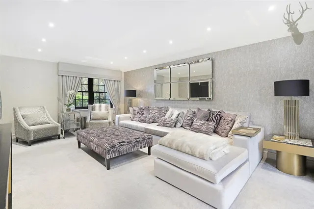 Treetops View, Loughton, IG10, photo 3