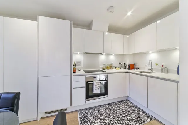 Photo 3 — Trent Court, Royal Quay, Dod Street, Limehouse, London, E14
