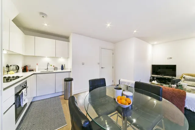 Photo 2 — Trent Court, Royal Quay, Dod Street, Limehouse, London, E14