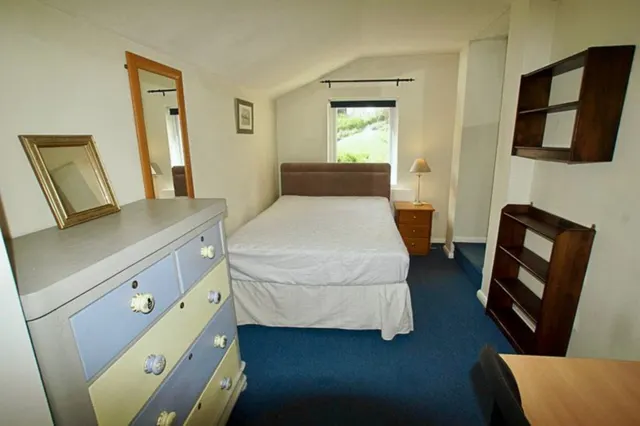 The Valley, Stanmore, Winchester, photo 1