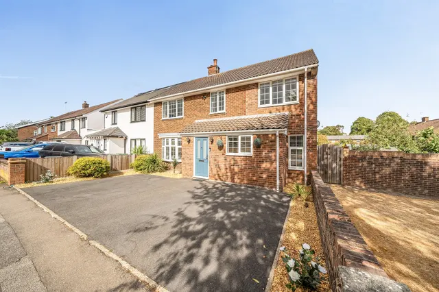 Caledon Road, London Colney, AL2, photo 1