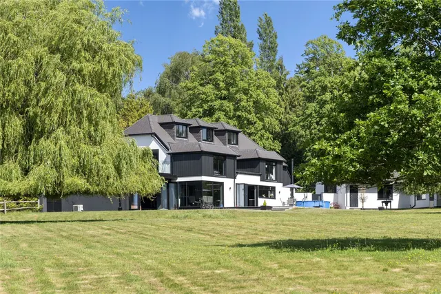 Wilderwick Road, East Grinstead, RH19, photo 2