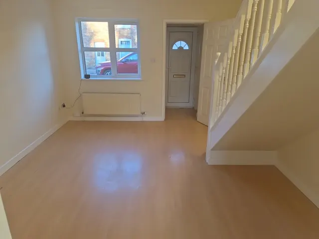 DeHavilland Road, PE13, photo 3