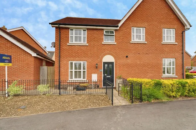 Brooke Way, Stowmarket, Suffolk, IP14, photo 1