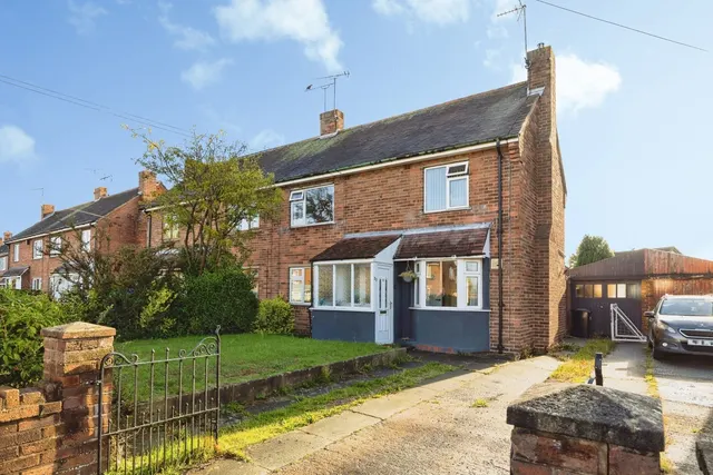 Borras Road, Wrexham, LL12, photo 1