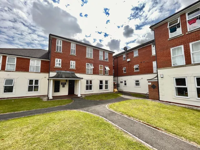 Sapphire Drive, Leamington Spa, CV31, photo 1