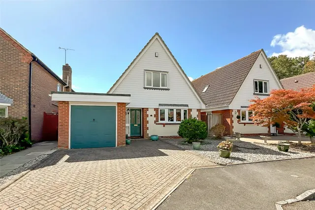Rustington, Littlehampton, BN16, photo 1
