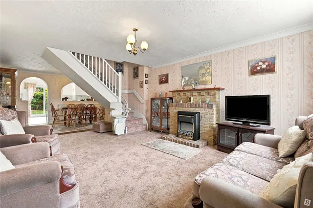 East Bridge Road, South Woodham Ferrers, CM3, photo 2