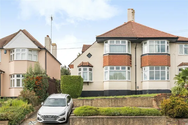 Tubbenden Lane, ORPINGTON, Kent, BR6, photo 1