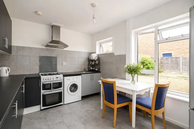 Star Road, Isleworth, TW7, photo 2