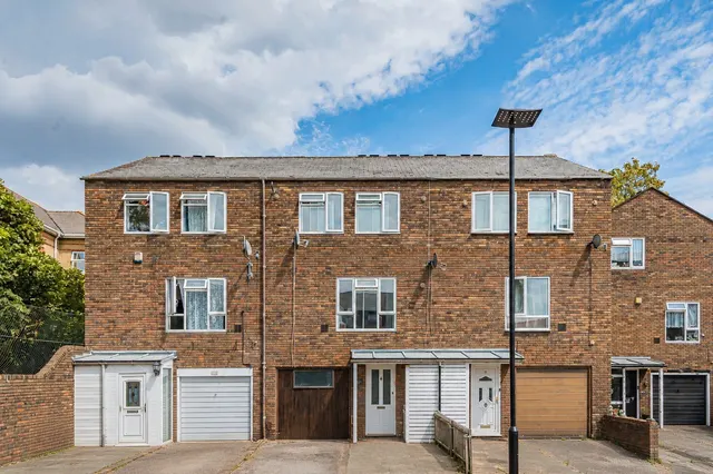 Star Road, Isleworth, TW7, photo 1