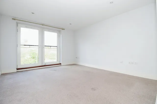 Ferry Court, Cardiff, CF11, photo 2