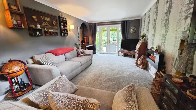 High Street, Great Hale, NG34, photo 3