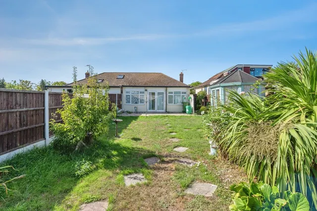 Elmtree Road, Basildon, SS16, photo 2