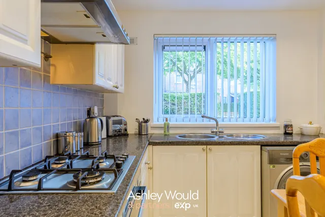 Stuarts Way, Birmingham, B32, photo 3