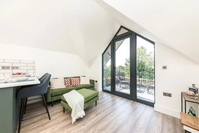 Rosemont Road, W3, photo 3