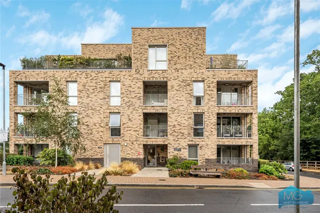 Cornforth Lane, London, NW7, photo 2
