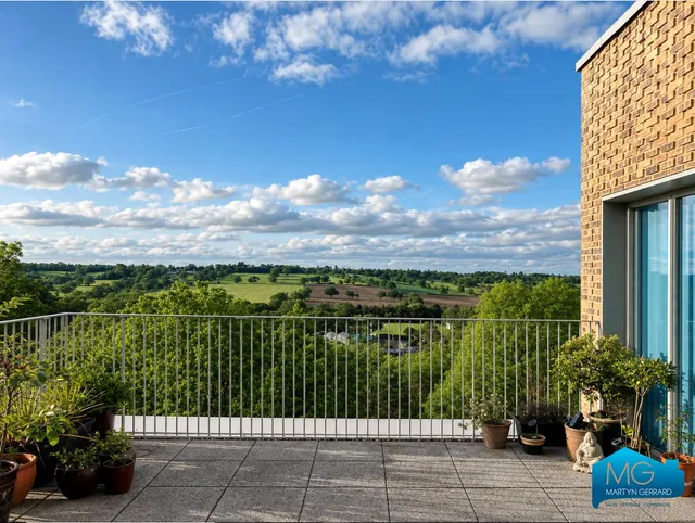Cornforth Lane, London, NW7, photo 1