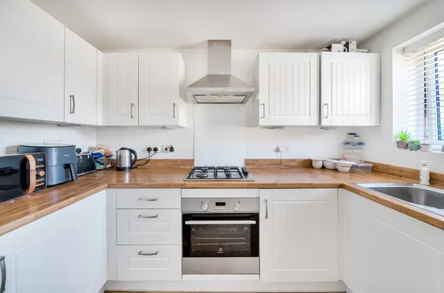Quicksilver Street, Worthing, BN13, photo 2