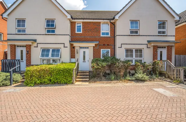 Quicksilver Street, Worthing, BN13, photo 1