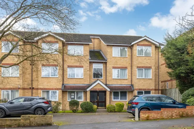 Durham Avenue, Bromley, BR2, photo 1